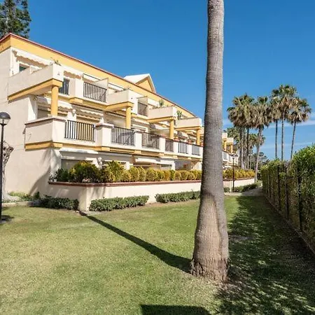 Charming Apartment For Coastal Adventures Estepona
