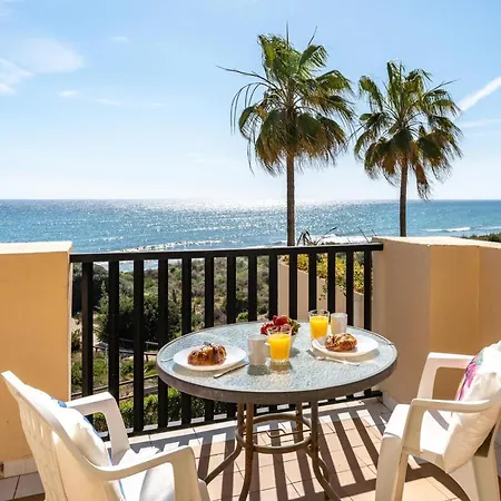 Daire Charming Apartment For Coastal Adventures Estepona